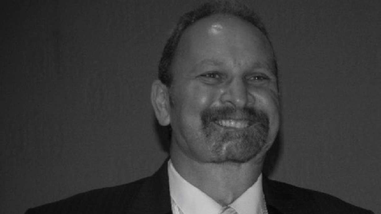 Utah siblings hope to give dad back his smile 37 years after accident