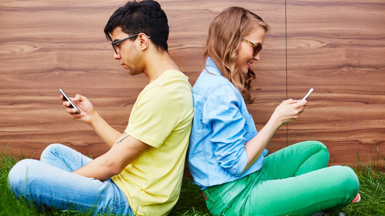 30 percent of teens end relationships via text message