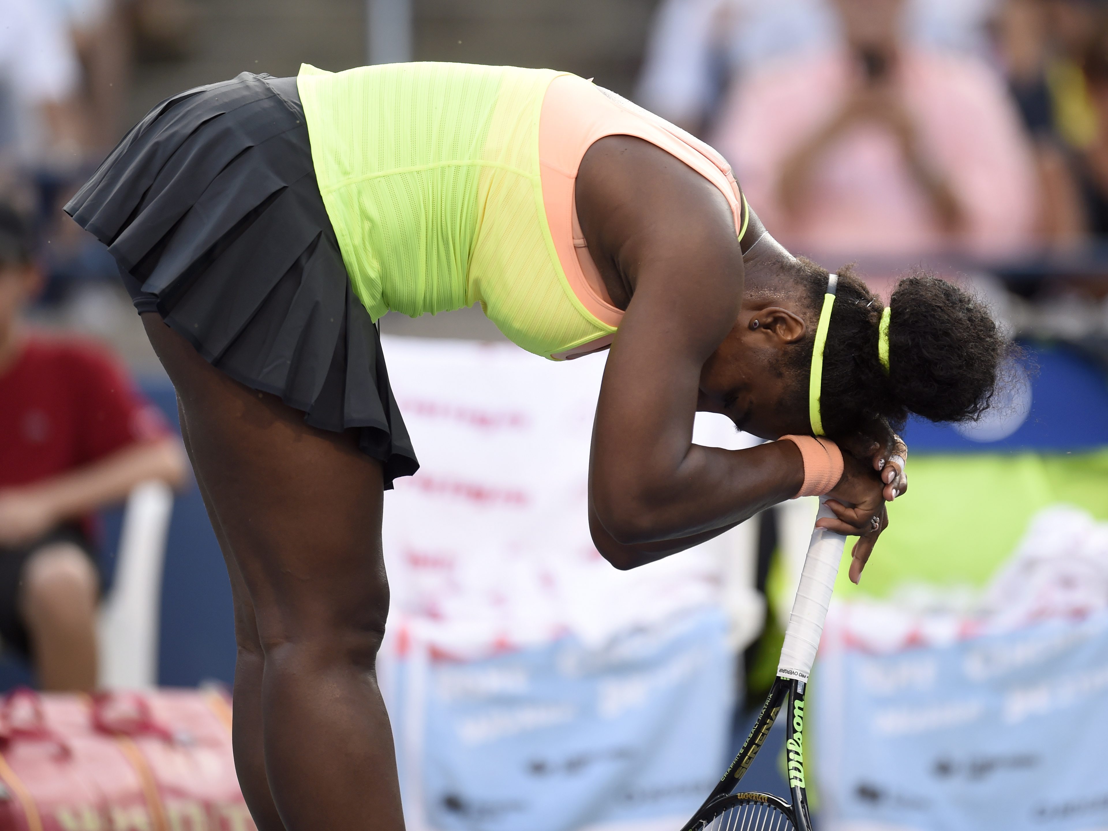 Serena Williams falls in Toronto semifinals