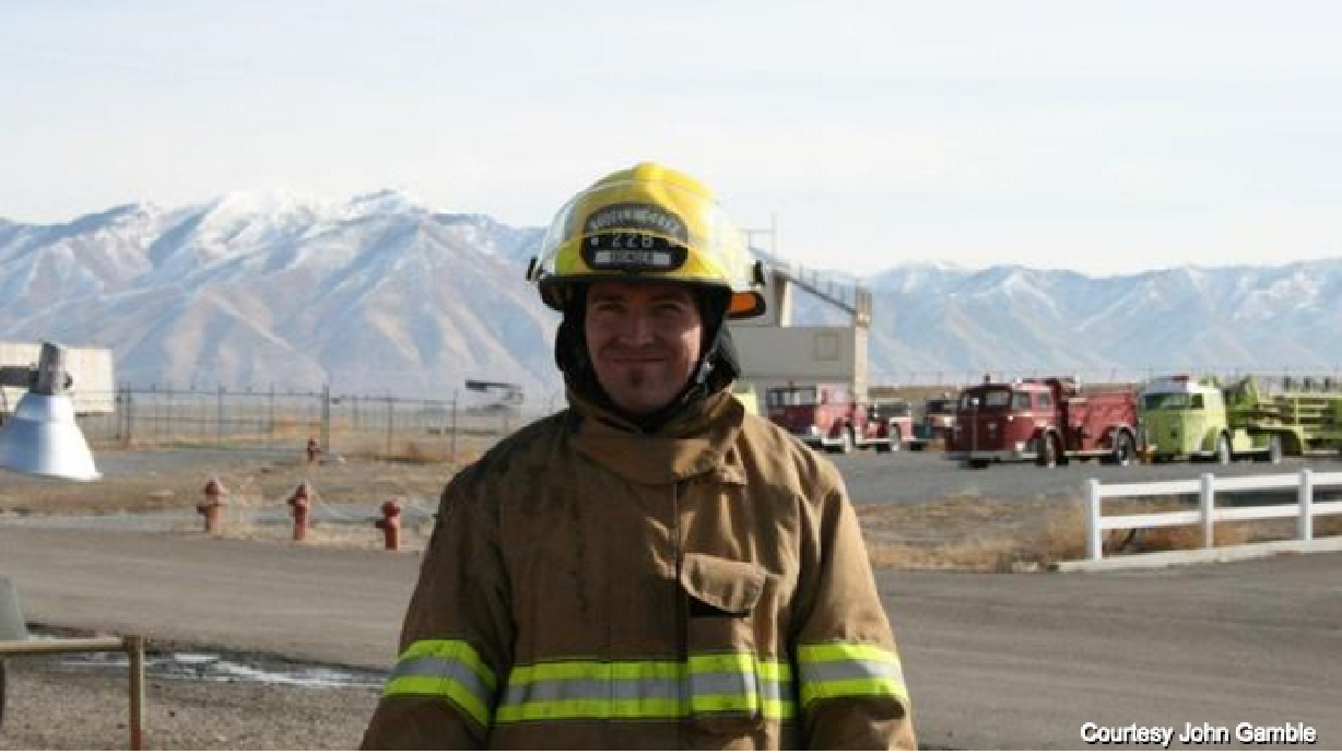Hombre cae de 1.500 pies de altura de montaña de Utah muriendo en el impacto