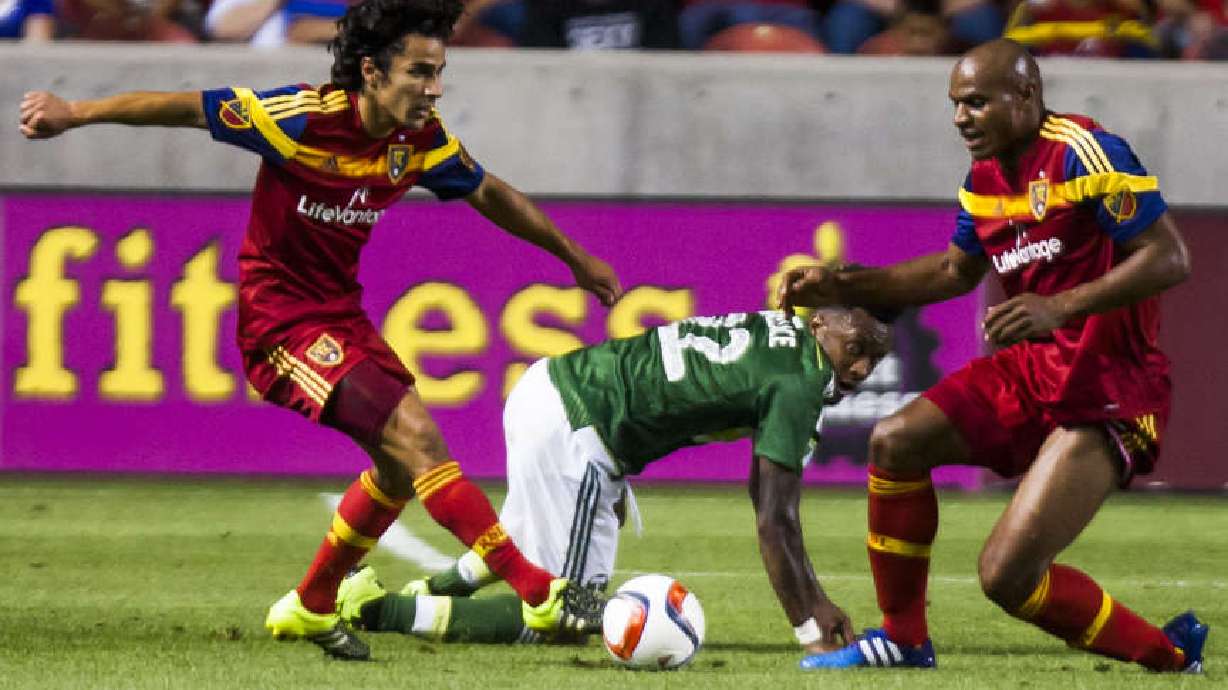 RSL unveils 2016 schedule; re-signs defenders Phillips, Kavita