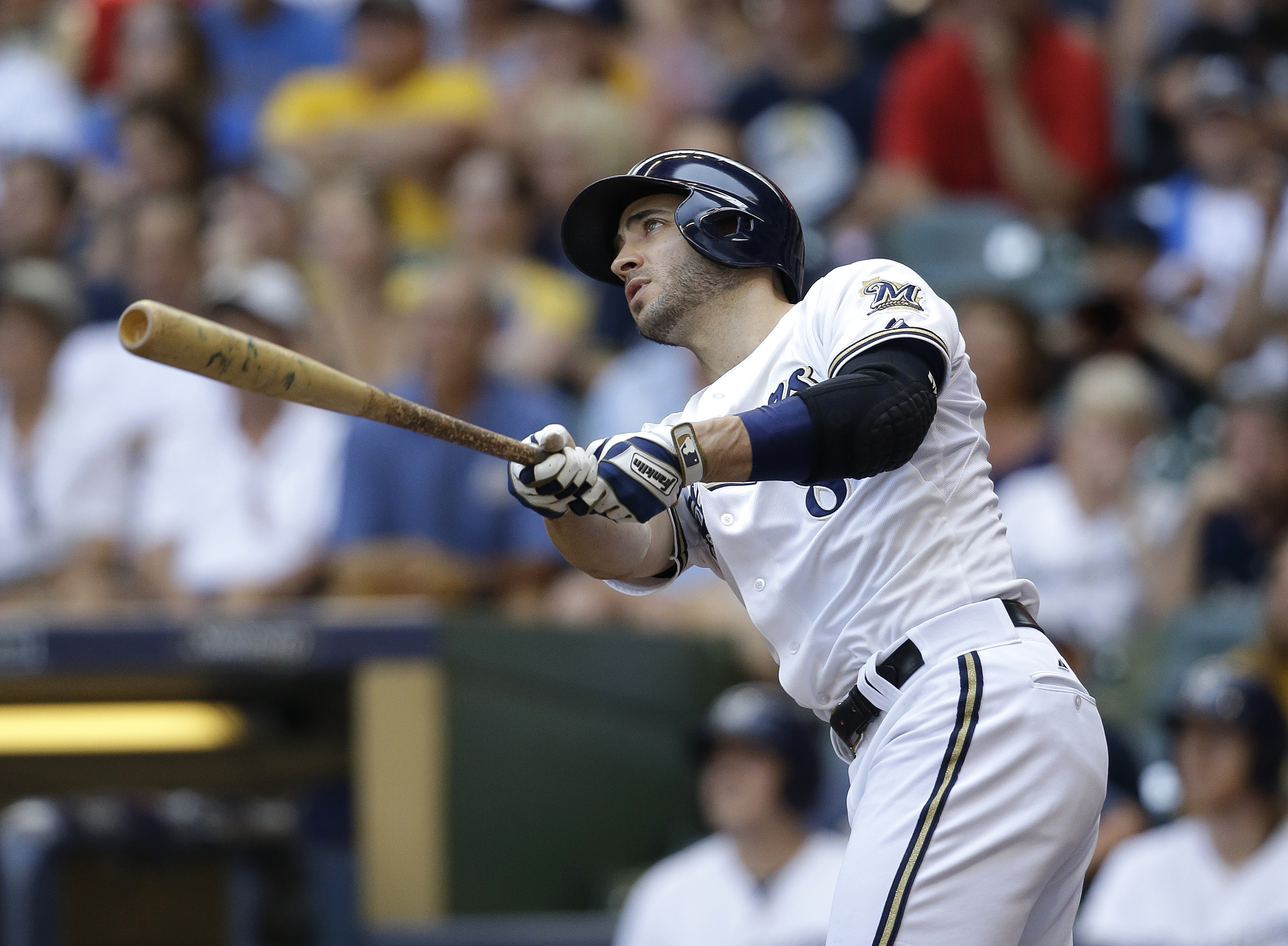 Braun's grand slam ties Yount, Brewers top Phillies 6-1