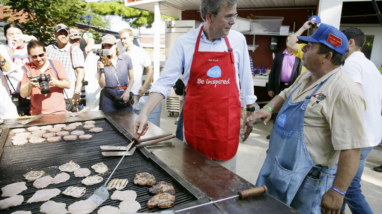 2016 hopefuls hit the gym, try to skip pie on campaign trail