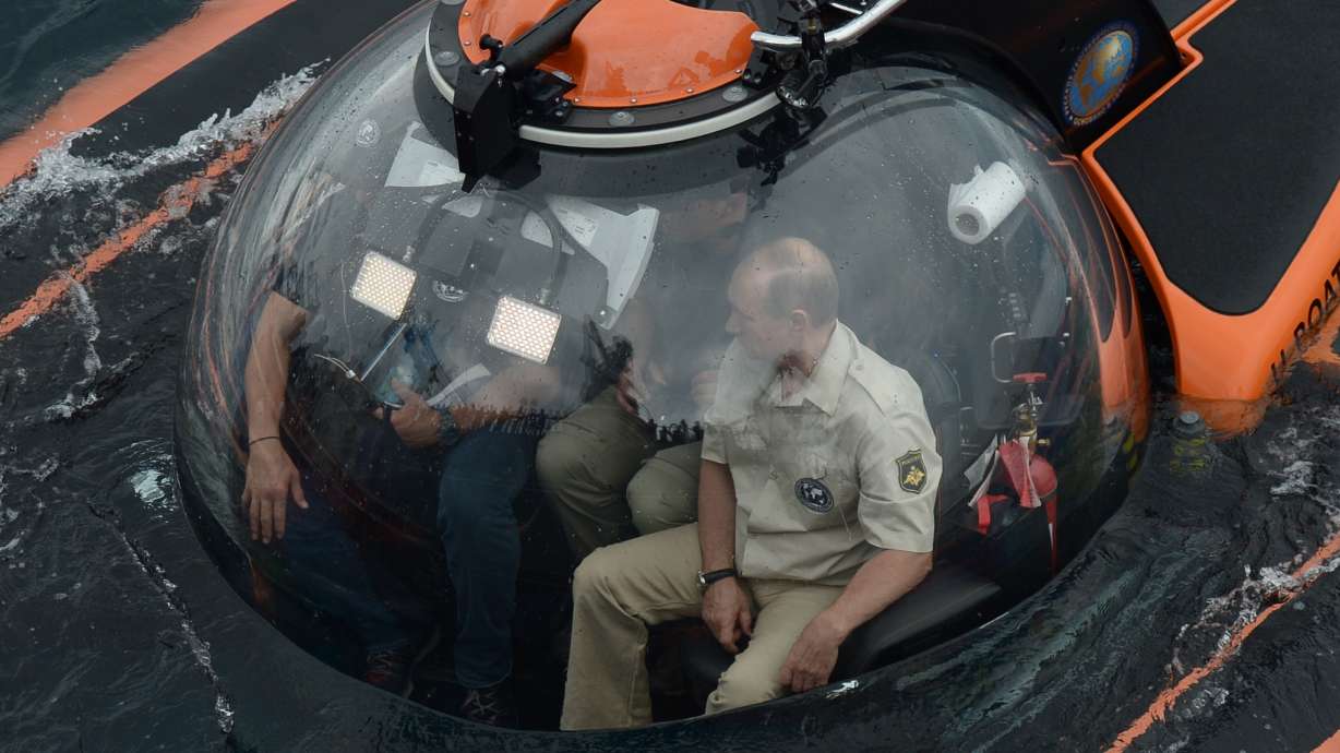 Russia's stunt-loving Putin rides to bottom of Black Sea