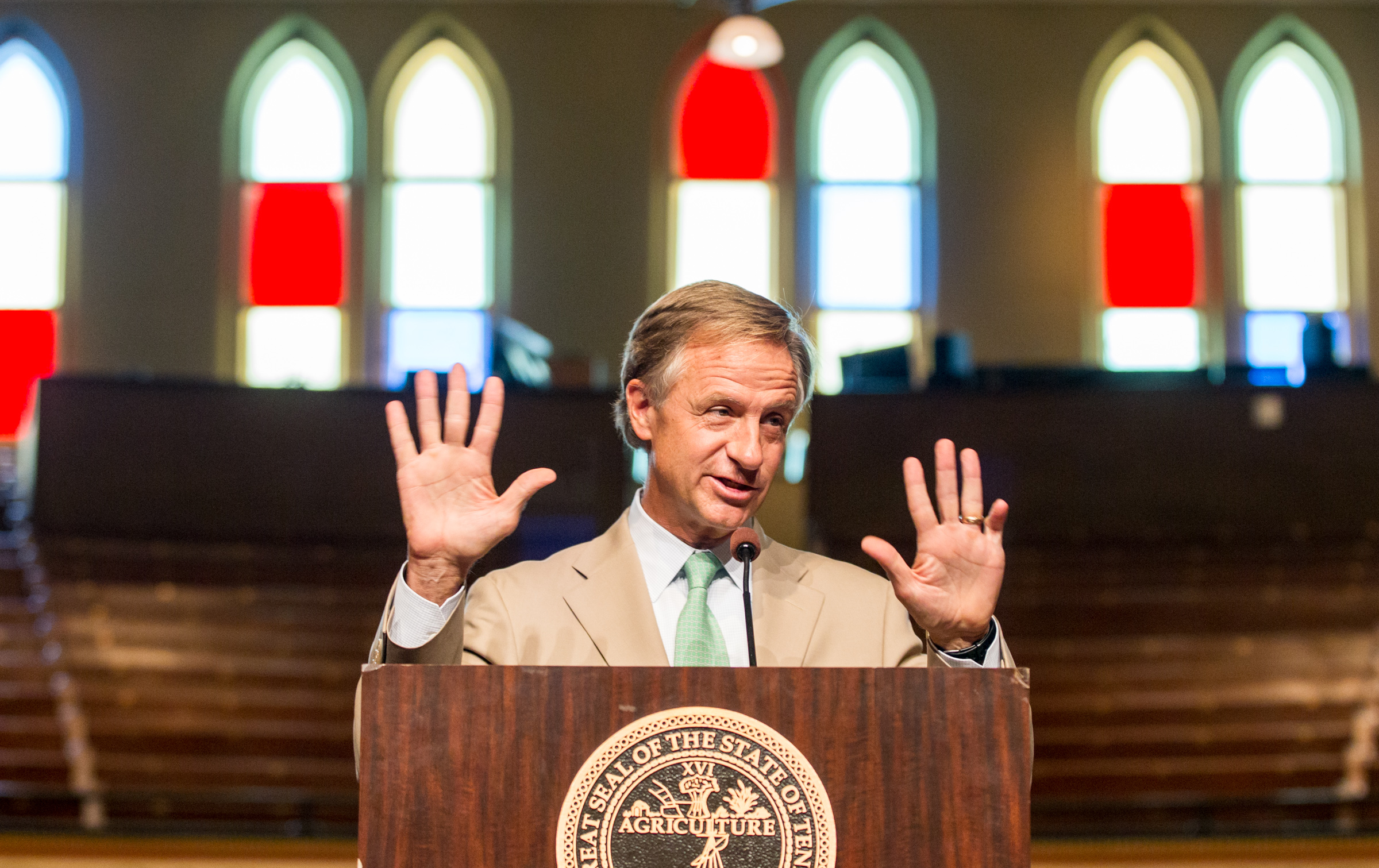 Democrats criticize Haslam for exploring more outsourcing