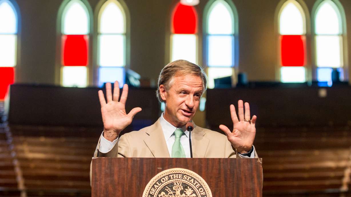 Democrats criticize Haslam for exploring more outsourcing