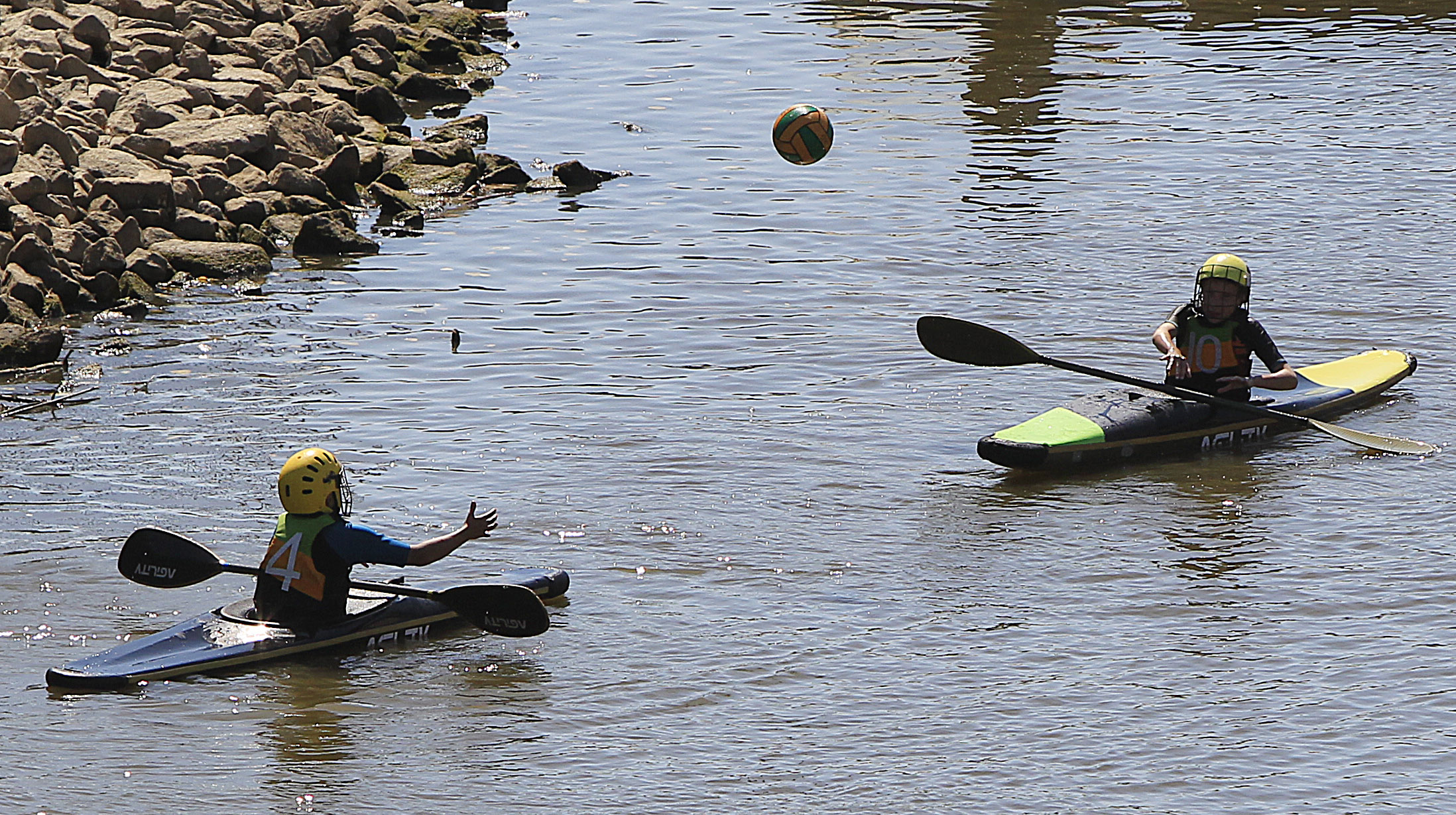 Poland's Vistula River hits record low; shows historic bits