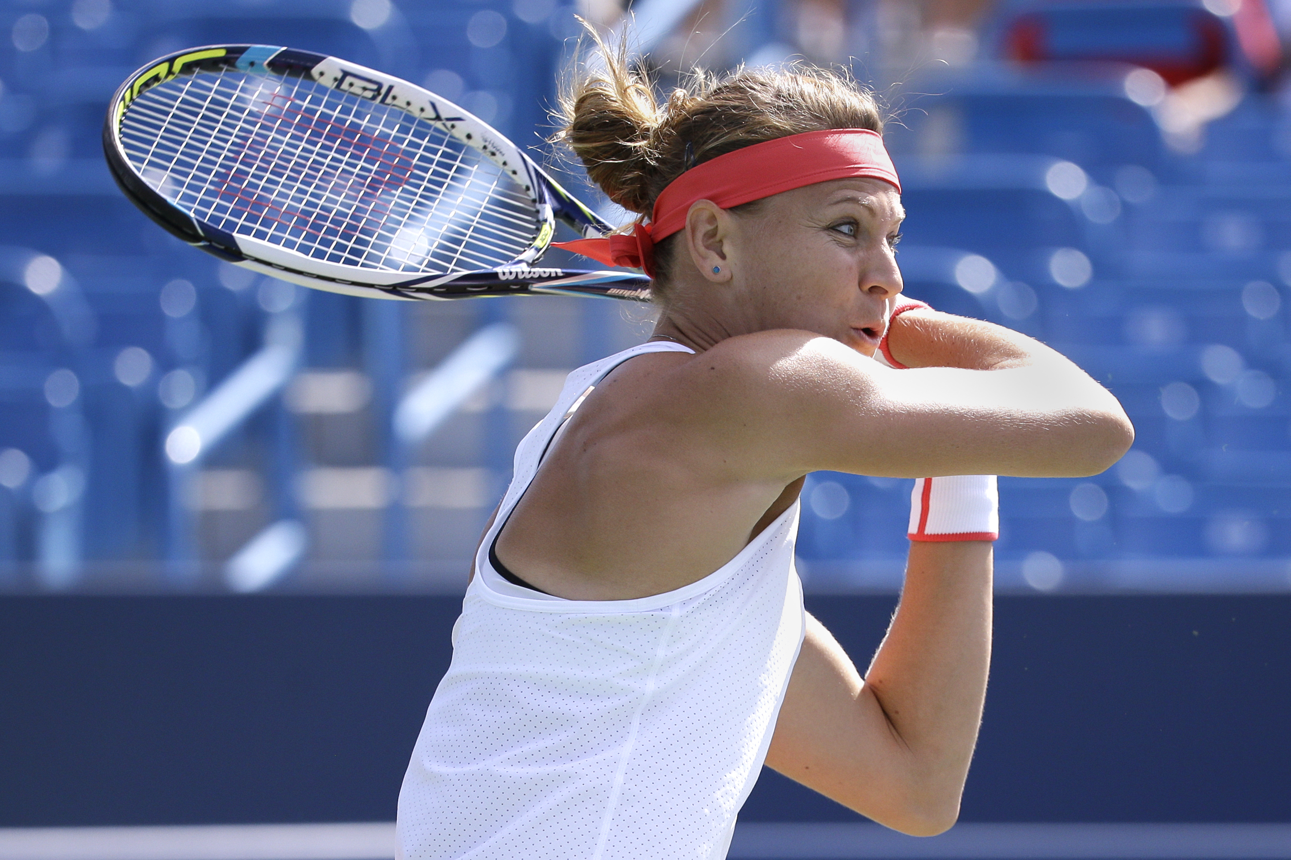 Djokovic rallies to win at Cincy; Serena Williams wins too
