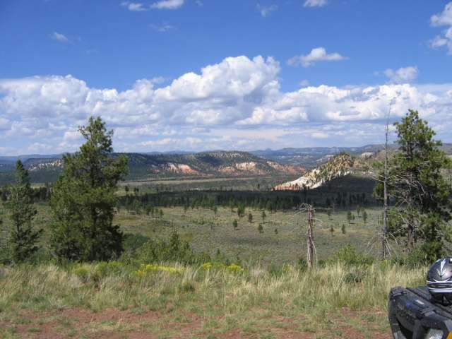 The Markagunt Plateau Trail. Photo Credit: Dale Bartholomew/Utah State Parks & Recreation