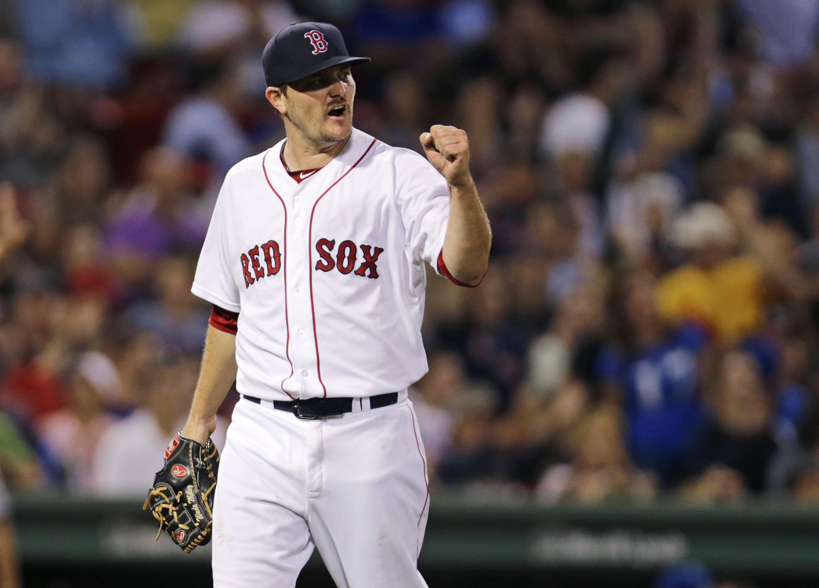 Miley, Red Sox end Royals' 5-game winning streak