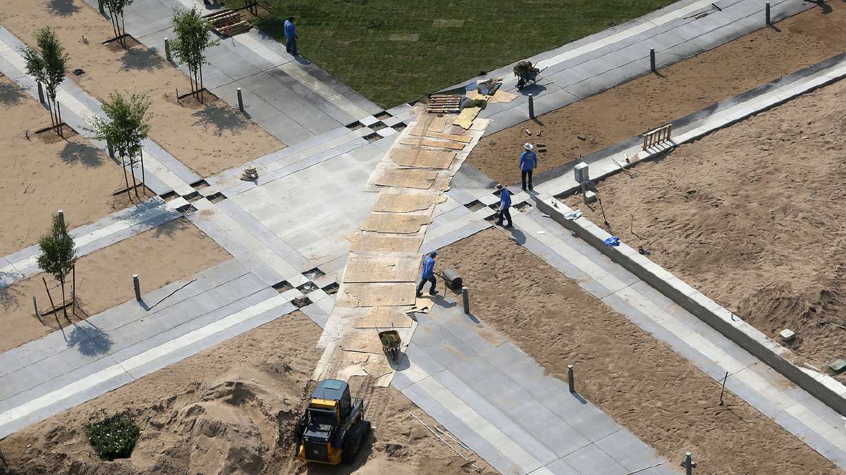 September opening set for Abravanel Hall plaza