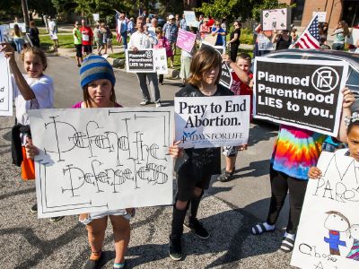 Utahns Protest Planned Parenthood In Nationwide Anti Abortion Event Ksl Com Utahns Protest Planned Parenthood In Nationwide Anti Abortion Event Ksl Com