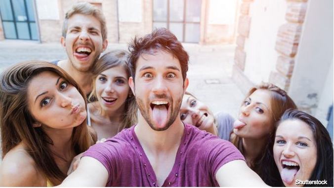 Cada vez más piojos en los adolescentes; los selfies serían los culpables de esta epidemia