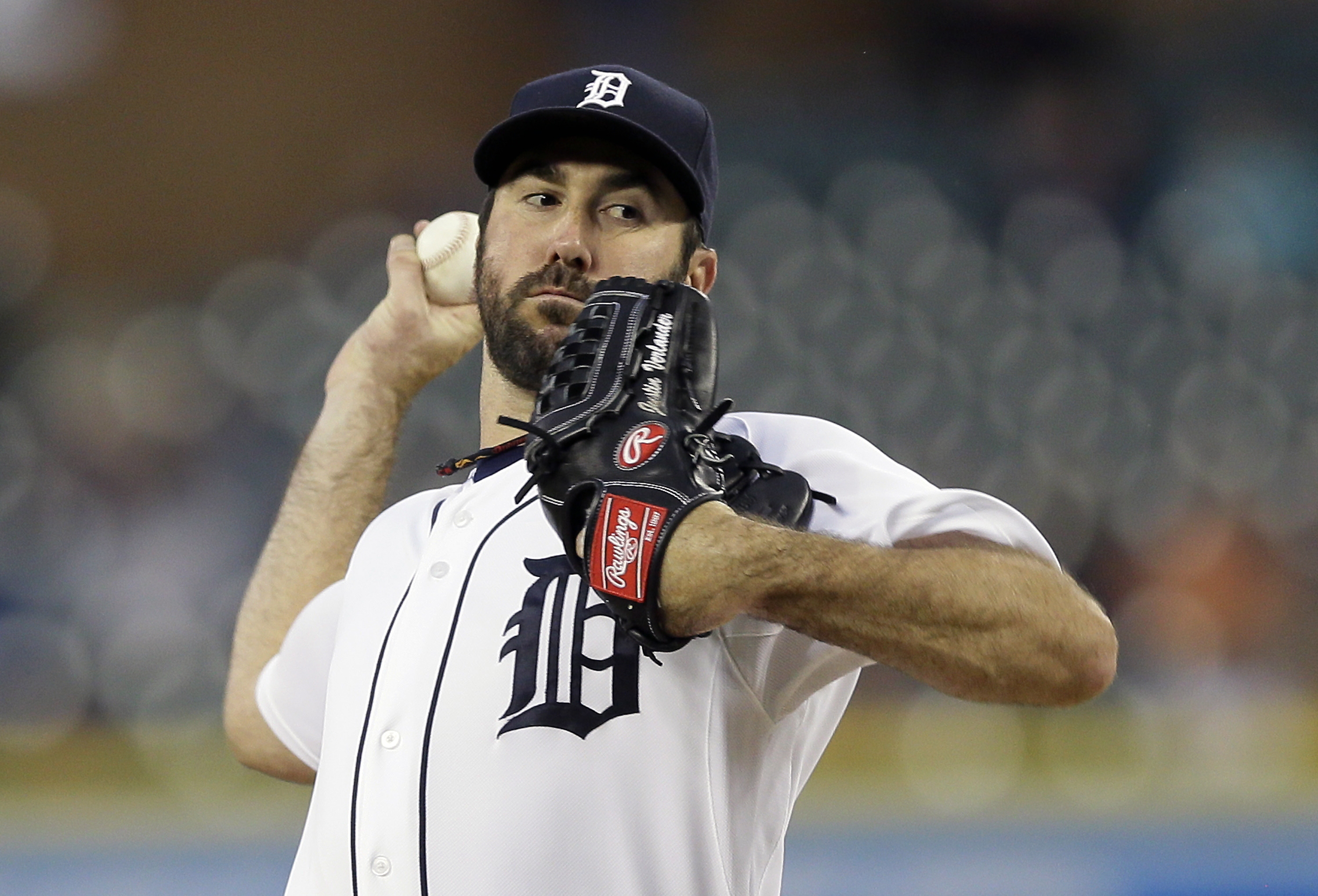 Iannetta ends Verlander's no-hit bid with no outs in 9th