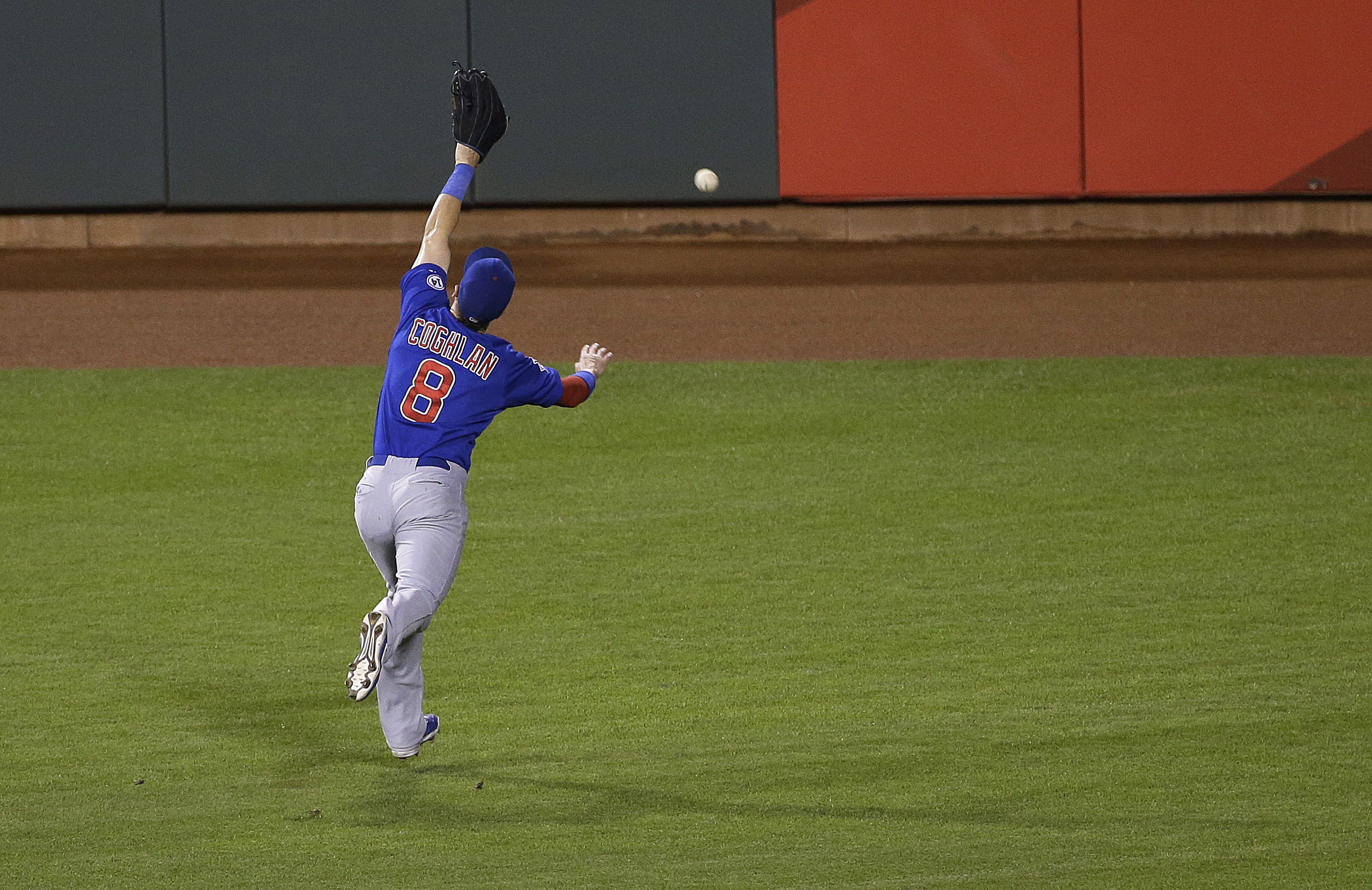 Peavy shuts down Cubs as Giants earn 1st win in series, 4-2