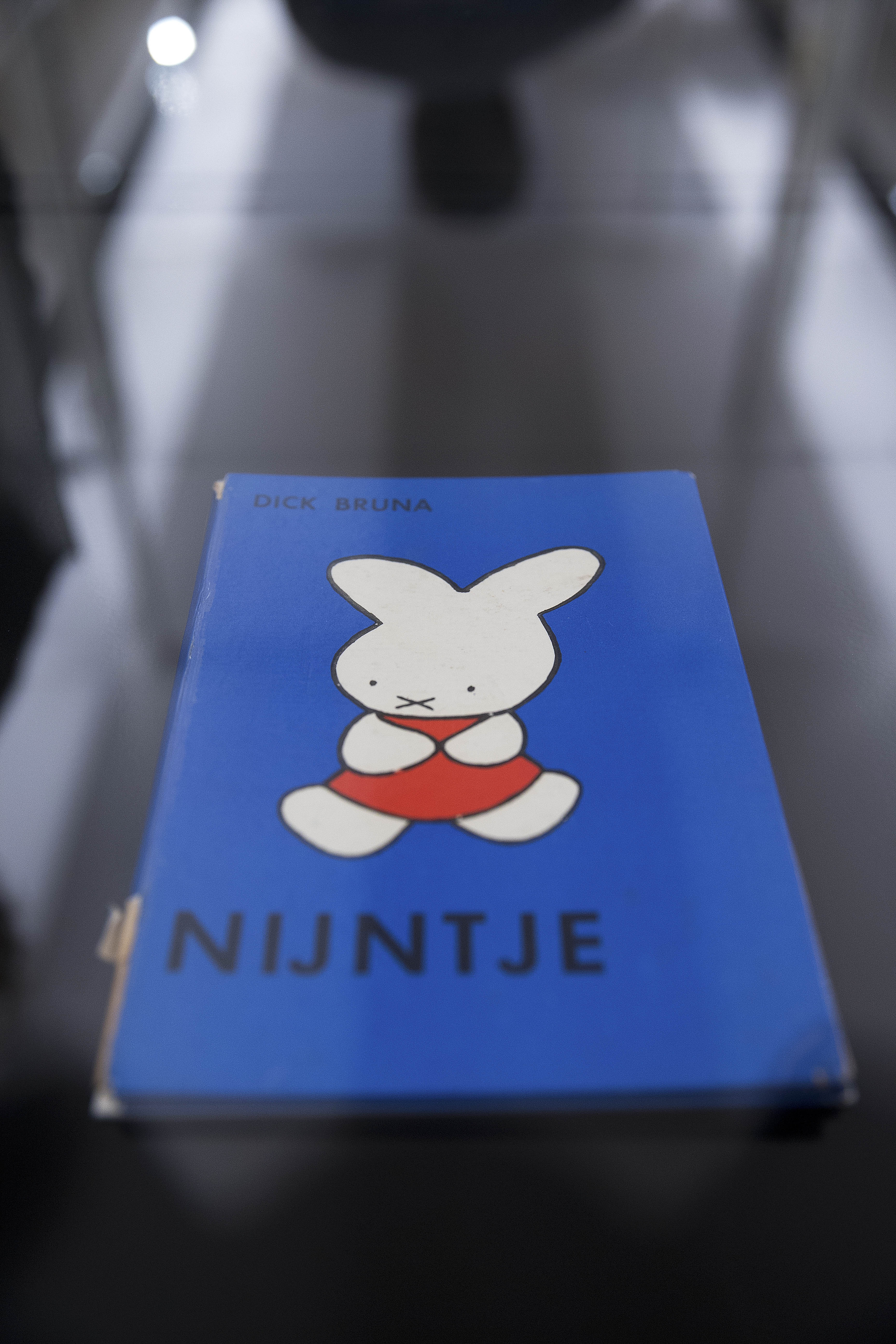Dutch rabbit Miffy and Matisse side-by-side at Rijksmuseum