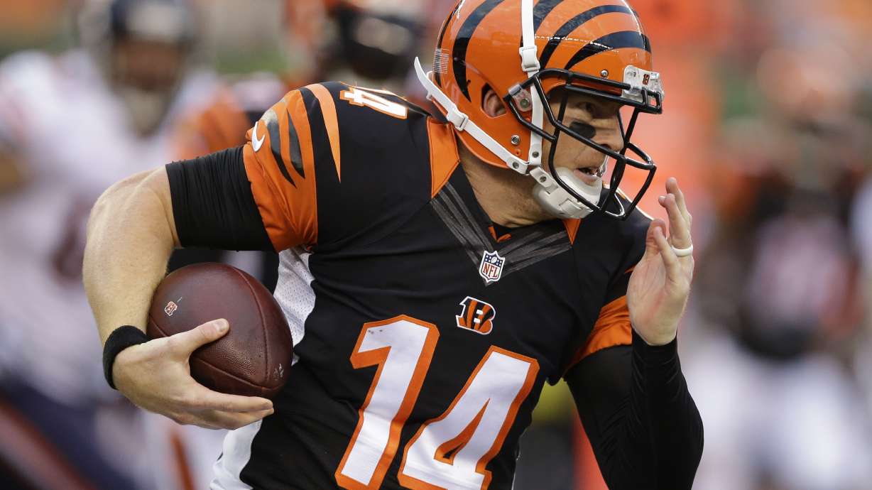 Bengals QB Andy Dalton leaves after 1 series with sore neck