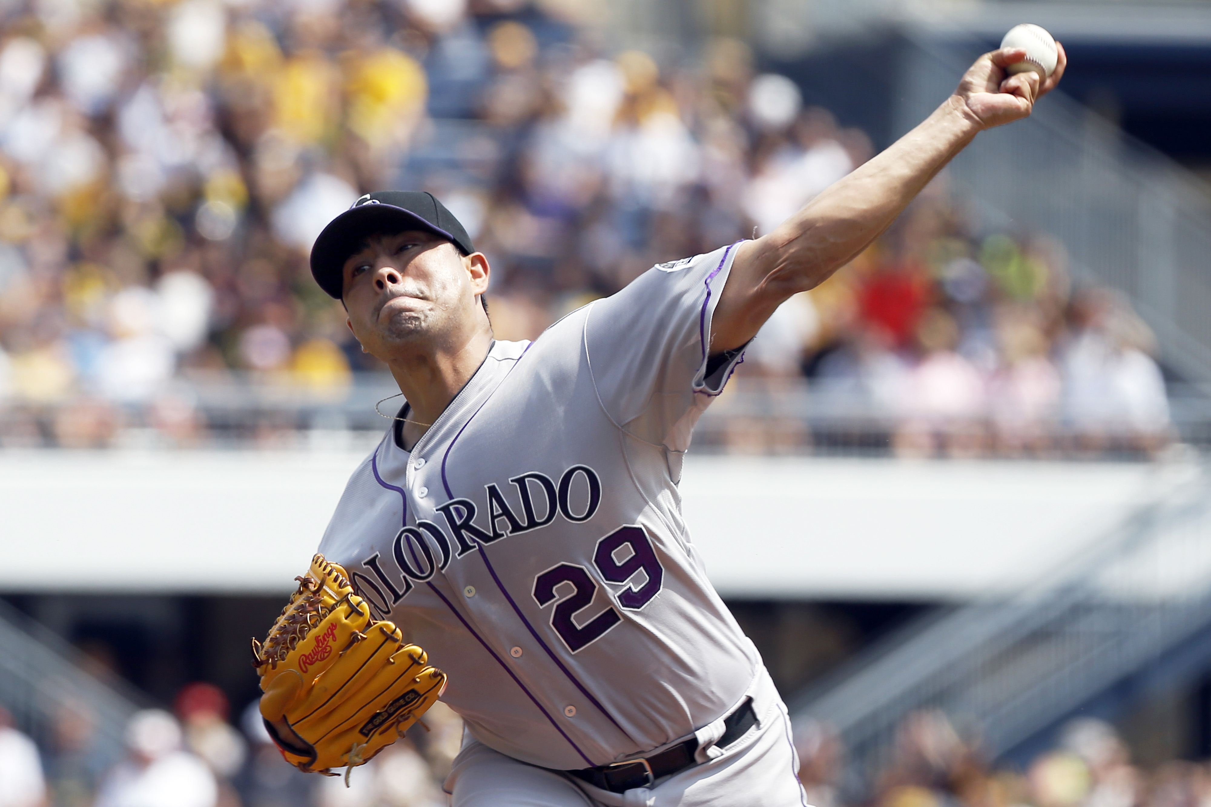 De La Rosa dominates as Rockies beat Pirates 5-0