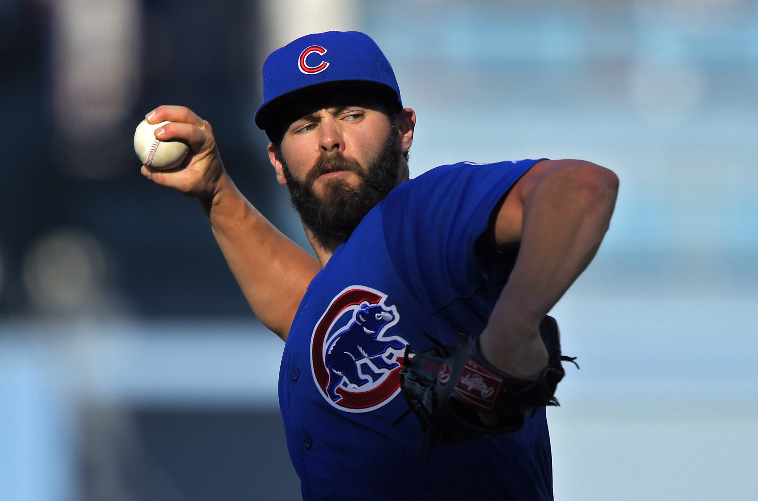 Jake Arrieta of Cubs working on no-hitter against Dodgers