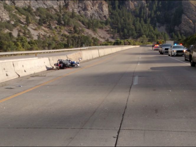 Padre de UT muere en accidente de moto, su hijo viajaba con él en su propia motocicleta 