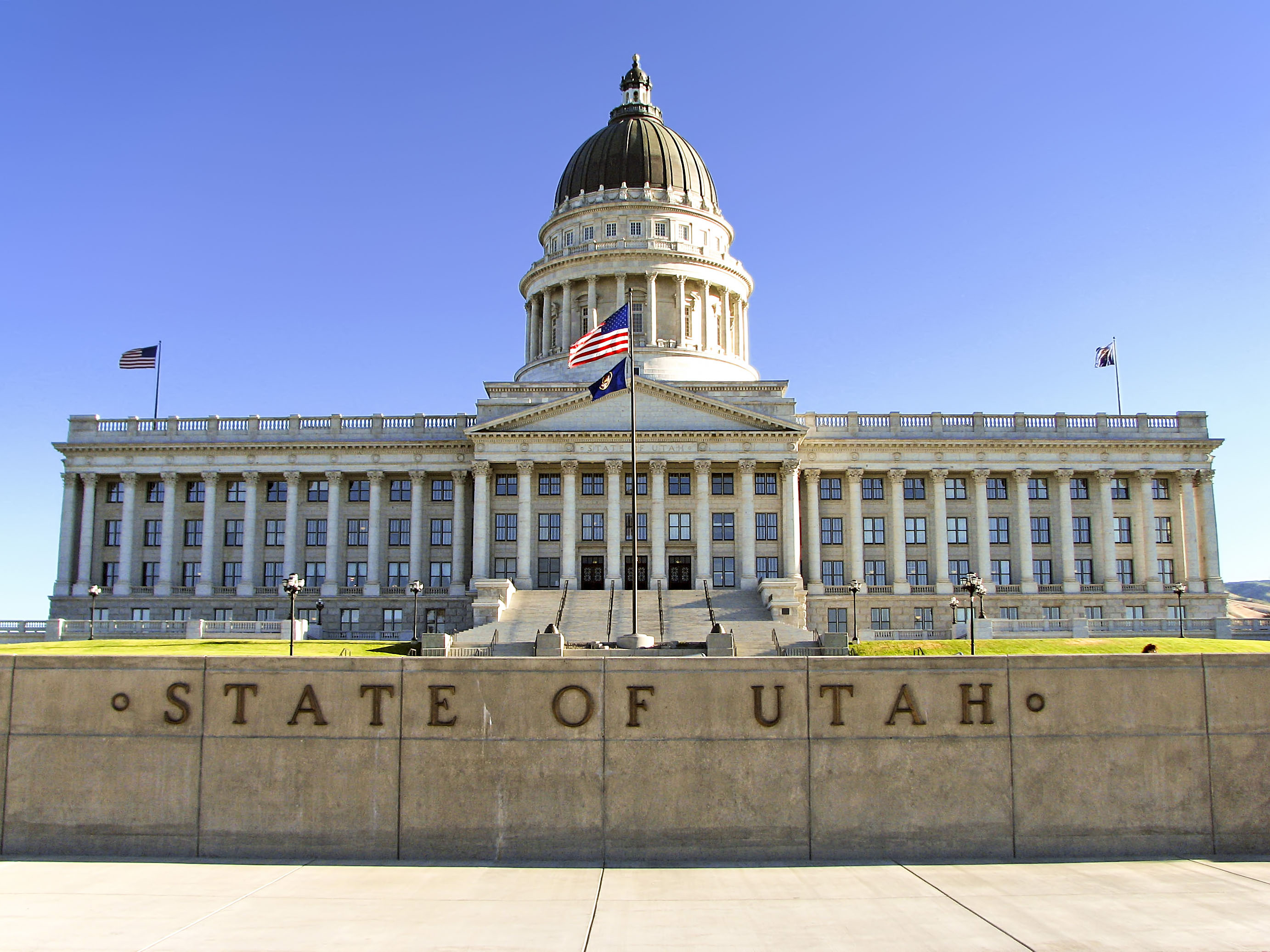 Utah lawmakers reject anti-harassment training for lobbyists