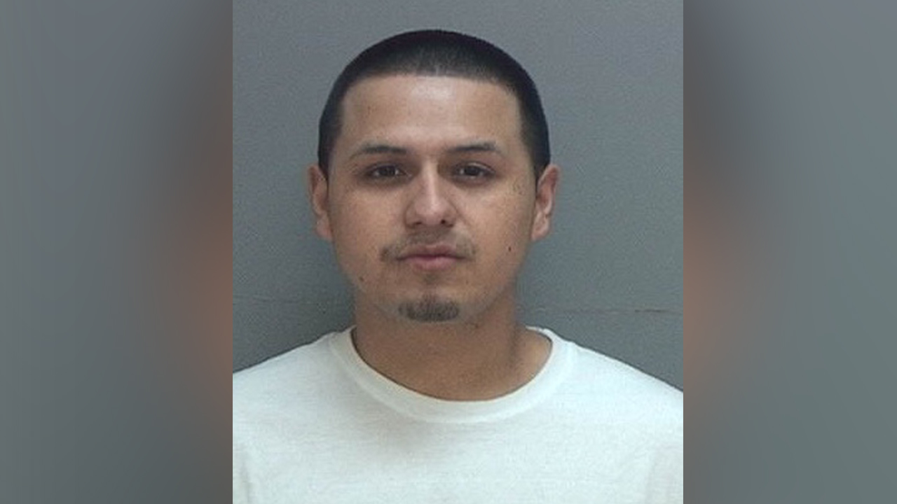 Man charged after holding girlfriend's father hostage for 5 hours