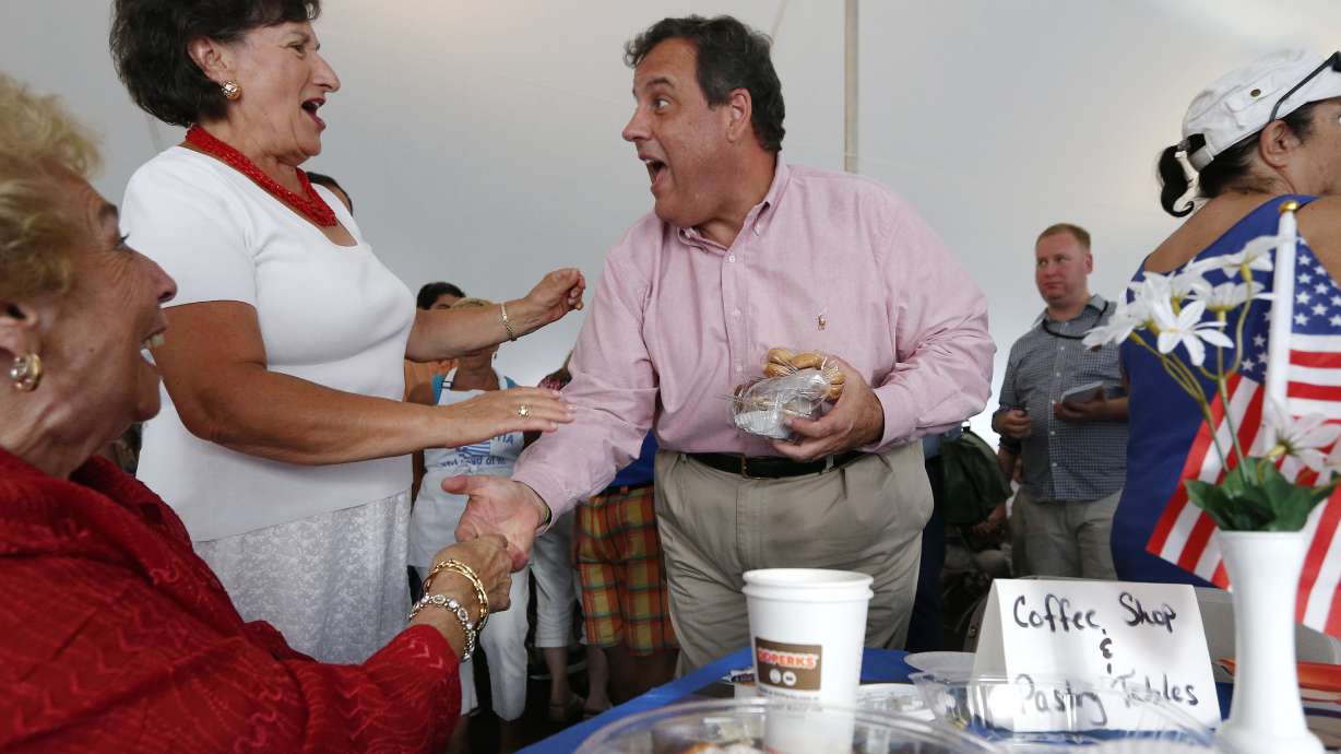 Christie tells Fallon he might 'go nuclear' in next debate