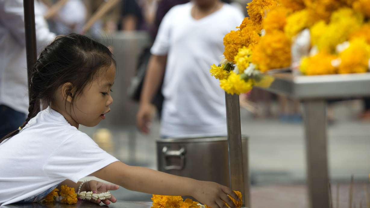 The Latest on Bangkok: Police say suspect was in blast area