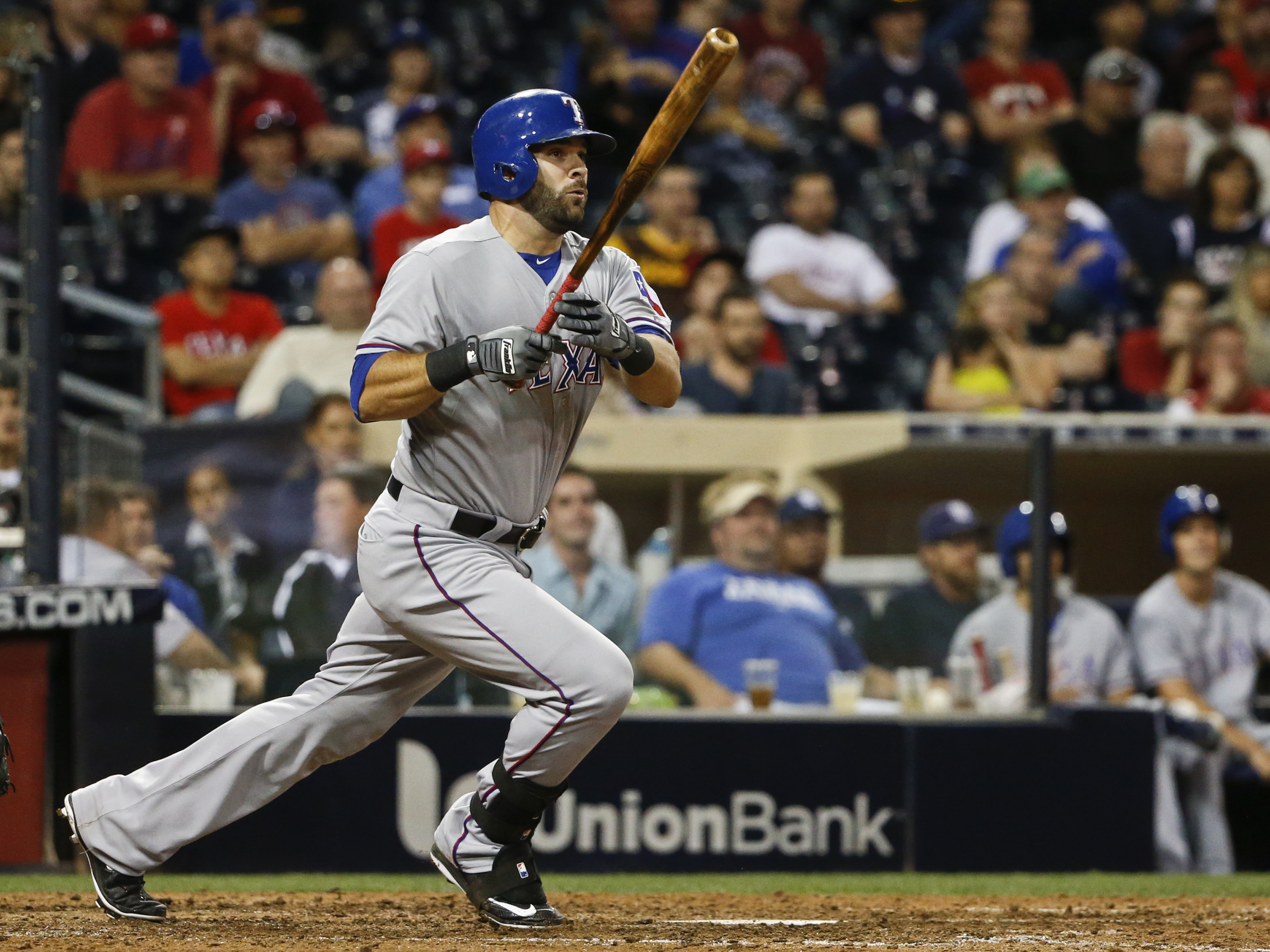 Moreland leads Rangers to 4-3 win over Padres in 10 innings