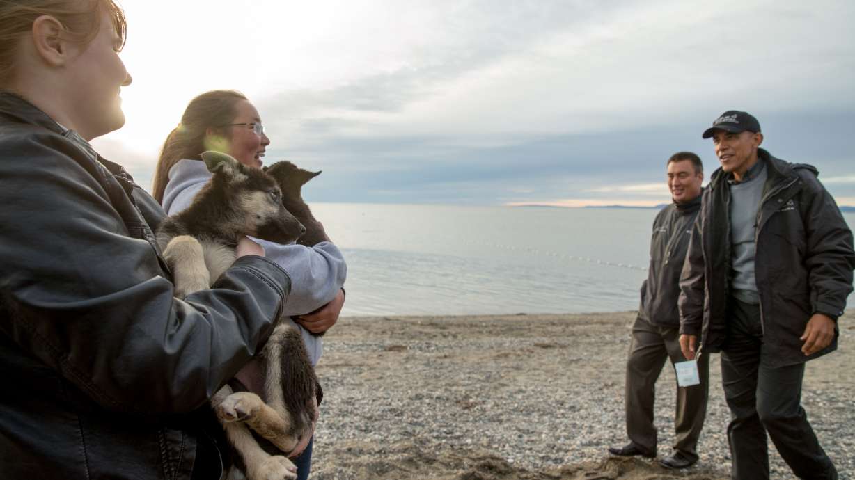 On Arctic voyage, Obama banks on power of his celebrity