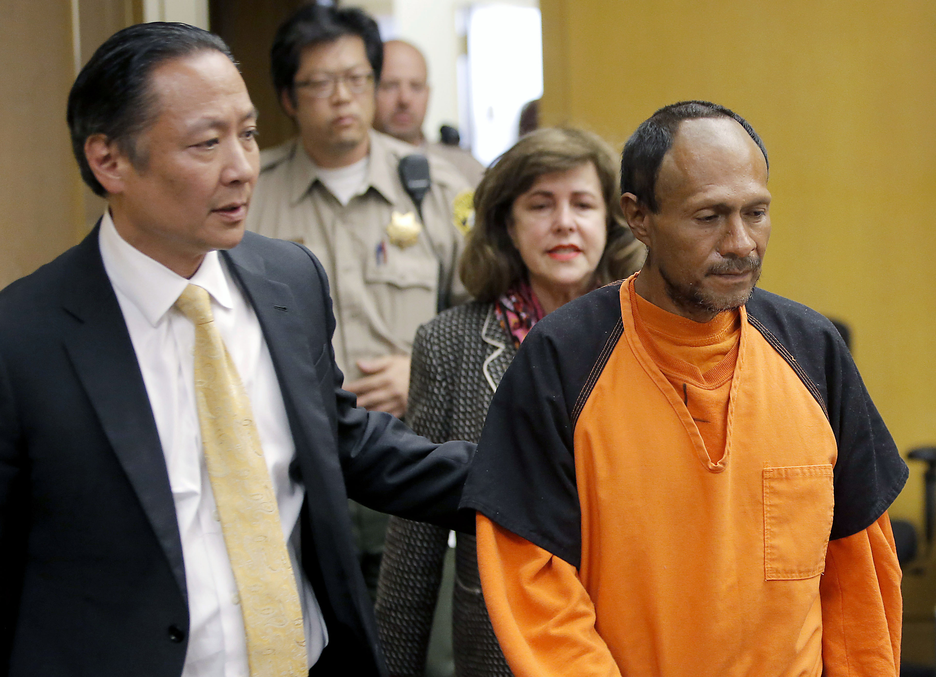Judge: Suspect's confession OK in California pier shooting