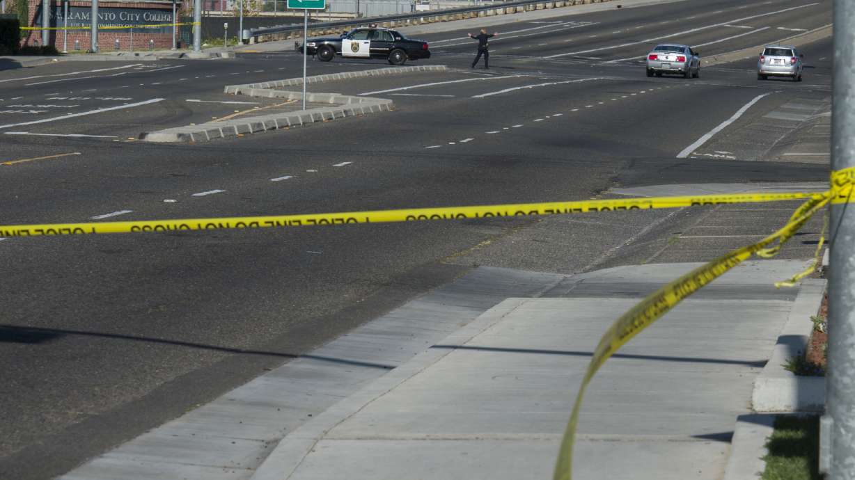 1 jailed, gunman still sought in Sacramento college shooting