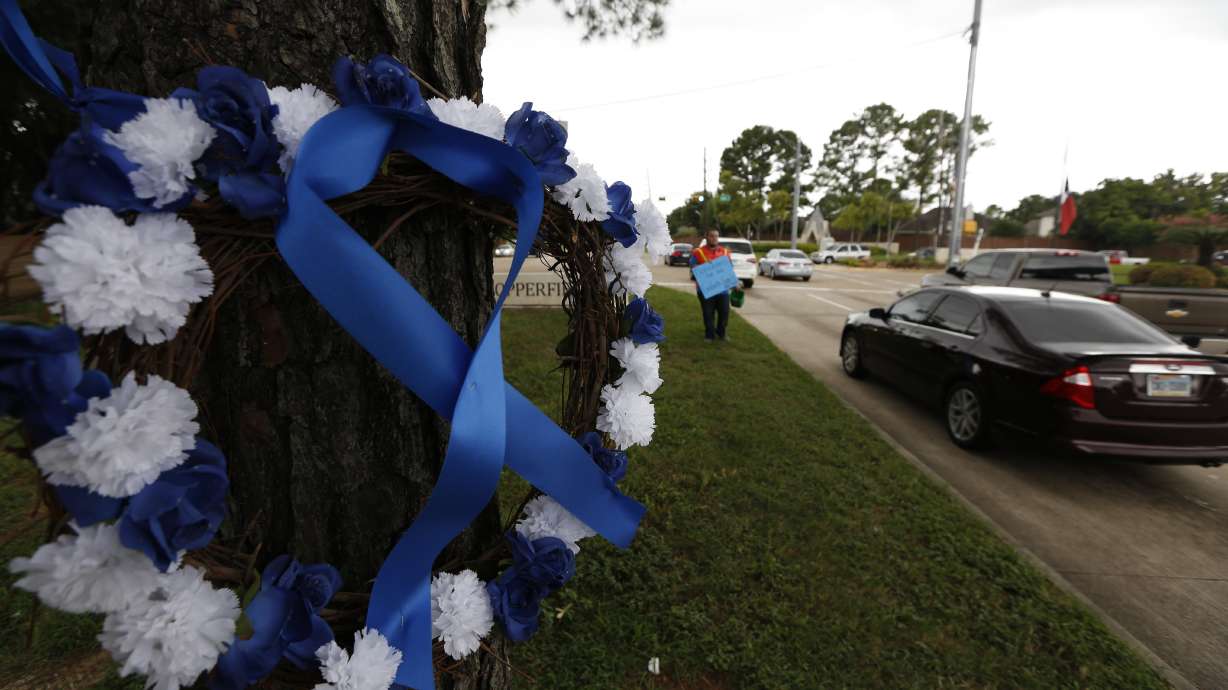 Houston-area sheriff's deputy remembered during funeral