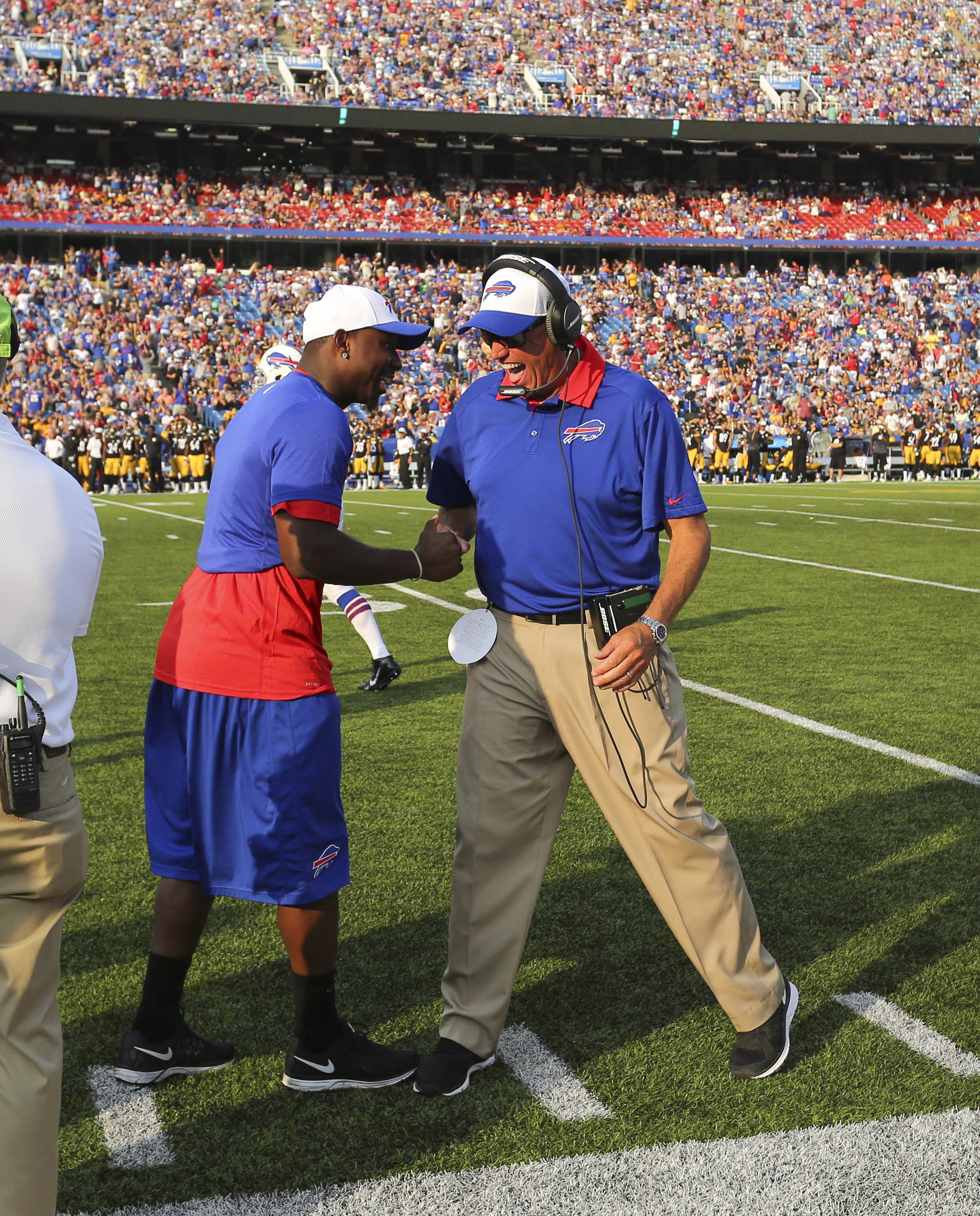 McCoy optimistic but won't say he'll play in Bills opener