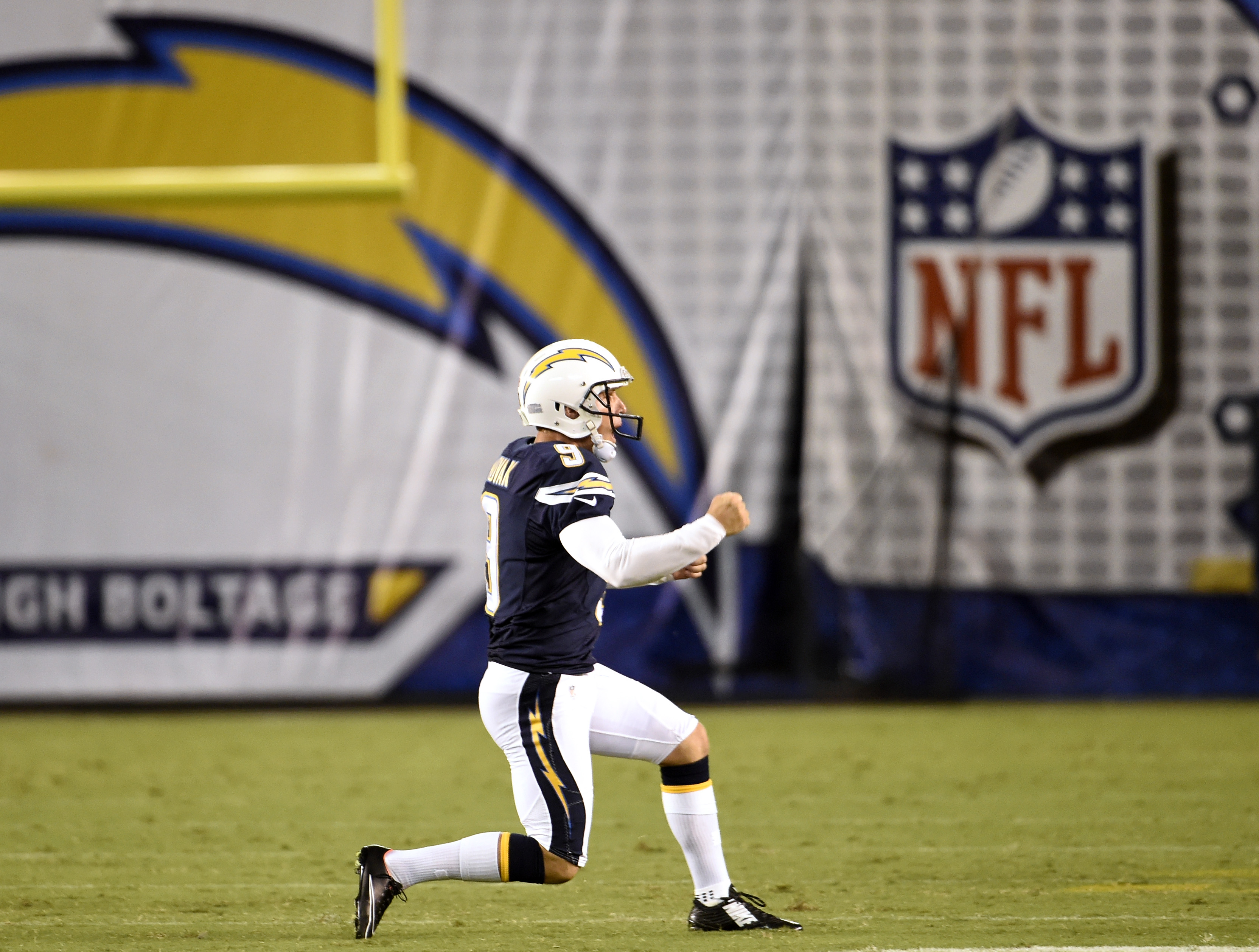 Veteran kicker Nick Novak cut by Chargers