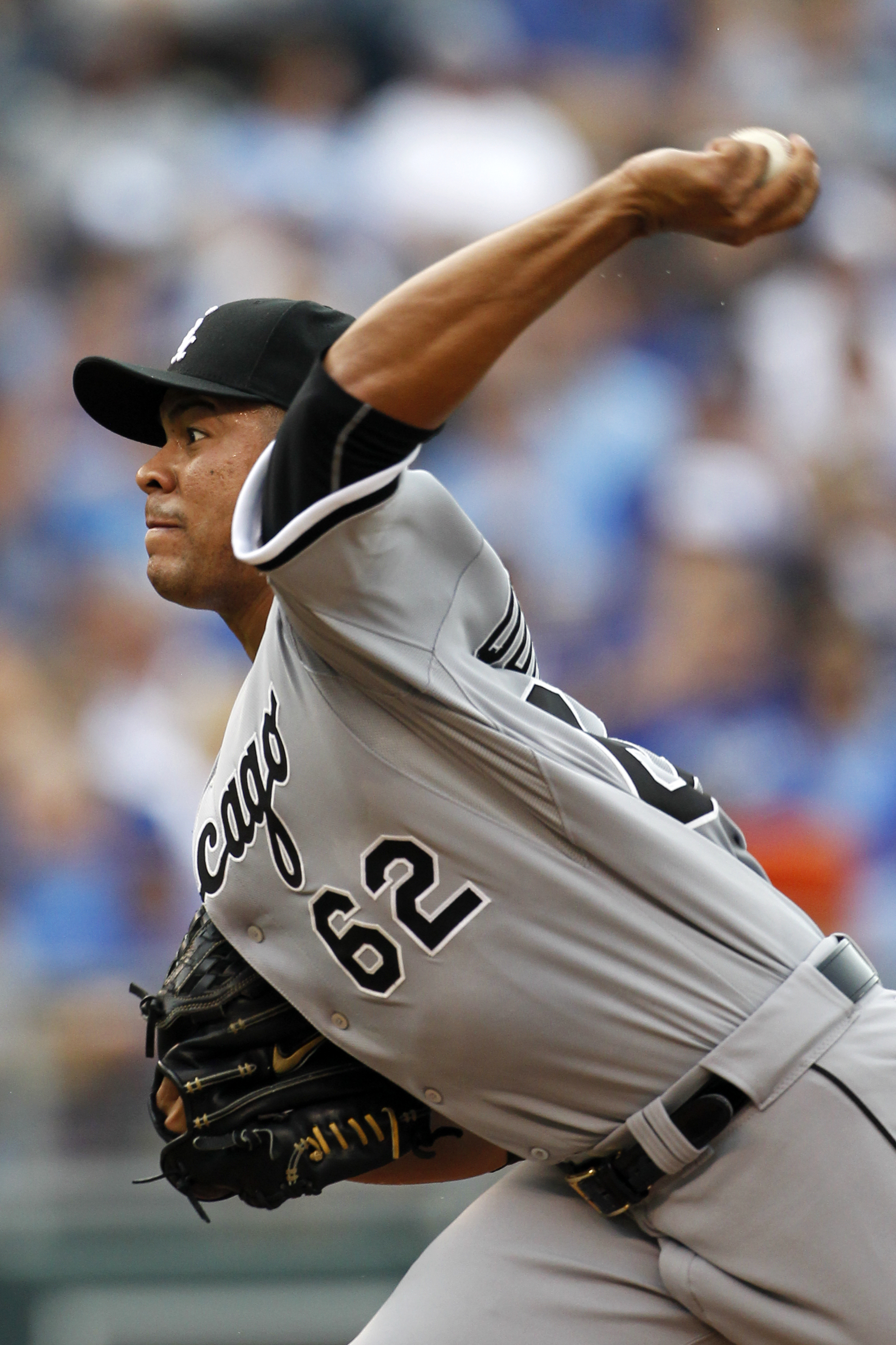 Quintana throws 7 shutout innings; White Sox beat Royals 6-1