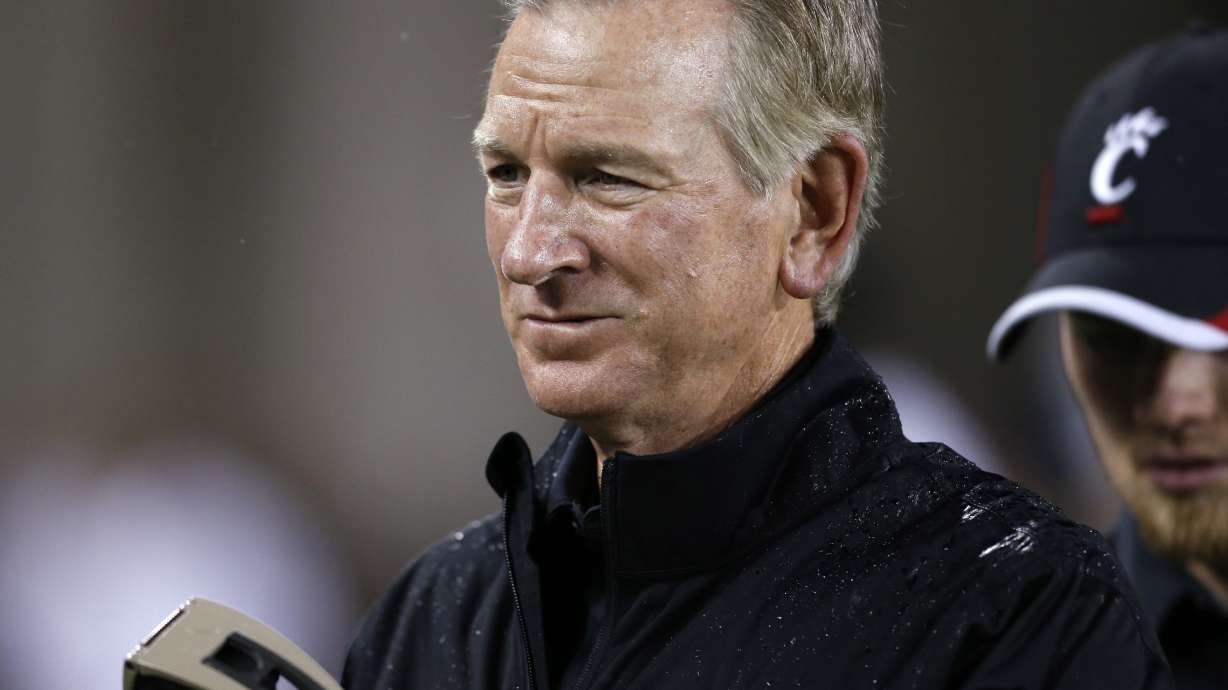 Cincinnati beats Alabama A&M 52-10 in return to campus