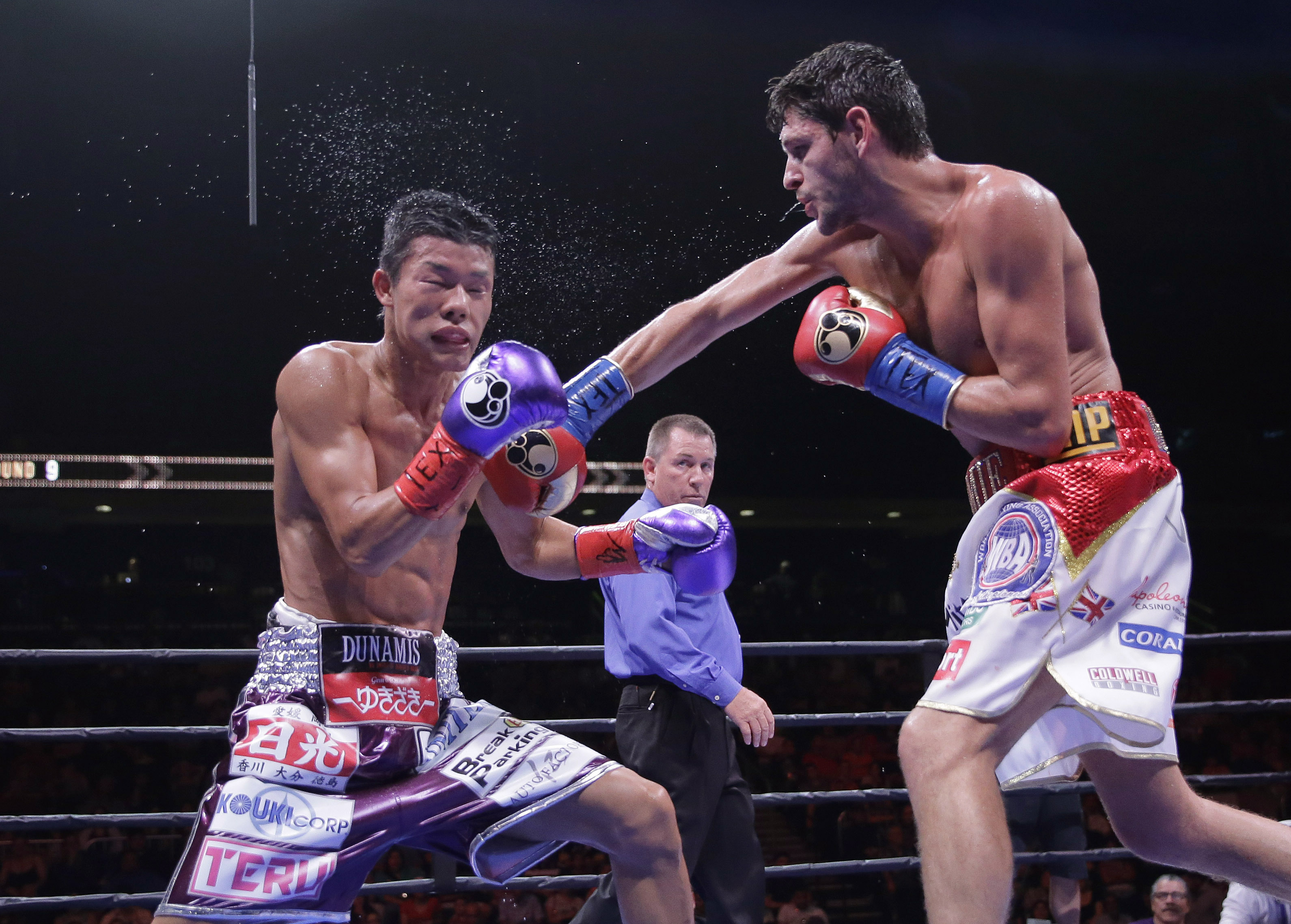 McDonnell outpoints Kameda again to retain title