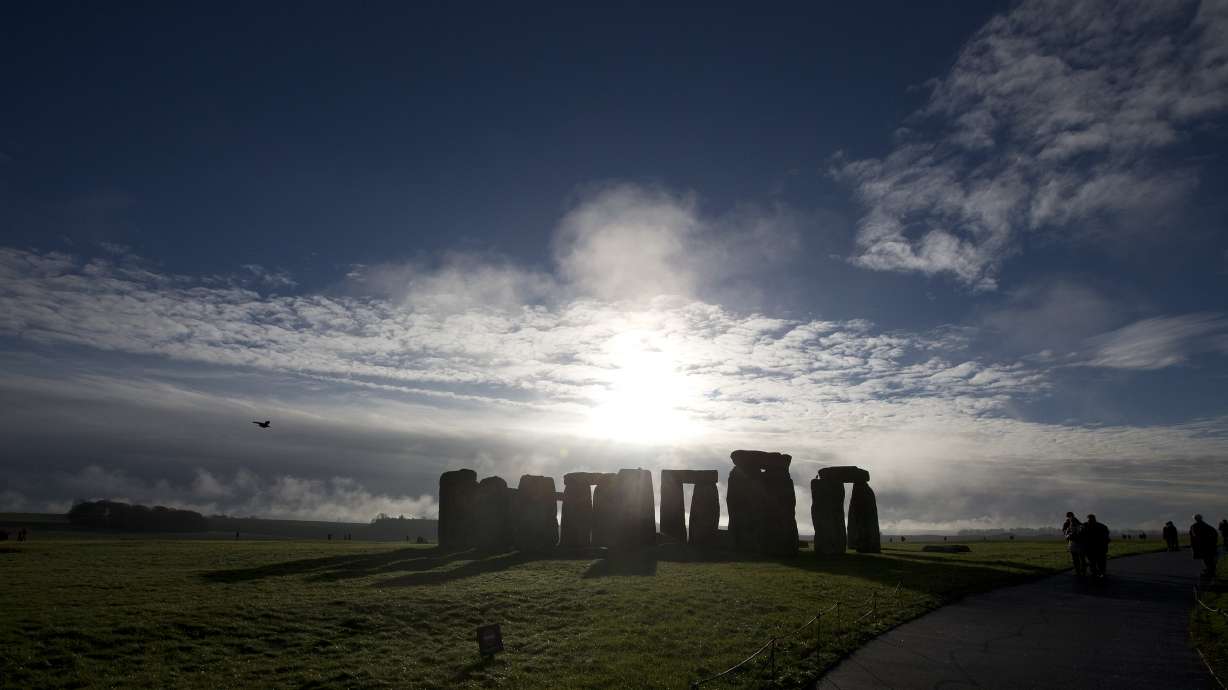 Hidden prehistoric monument discovered near Stonehenge