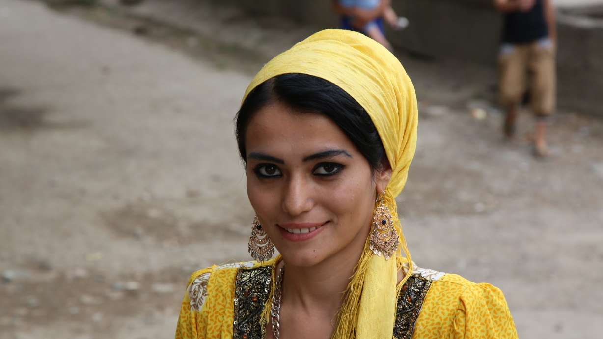 Chance photograph turns Tajik gardener into local celebrity