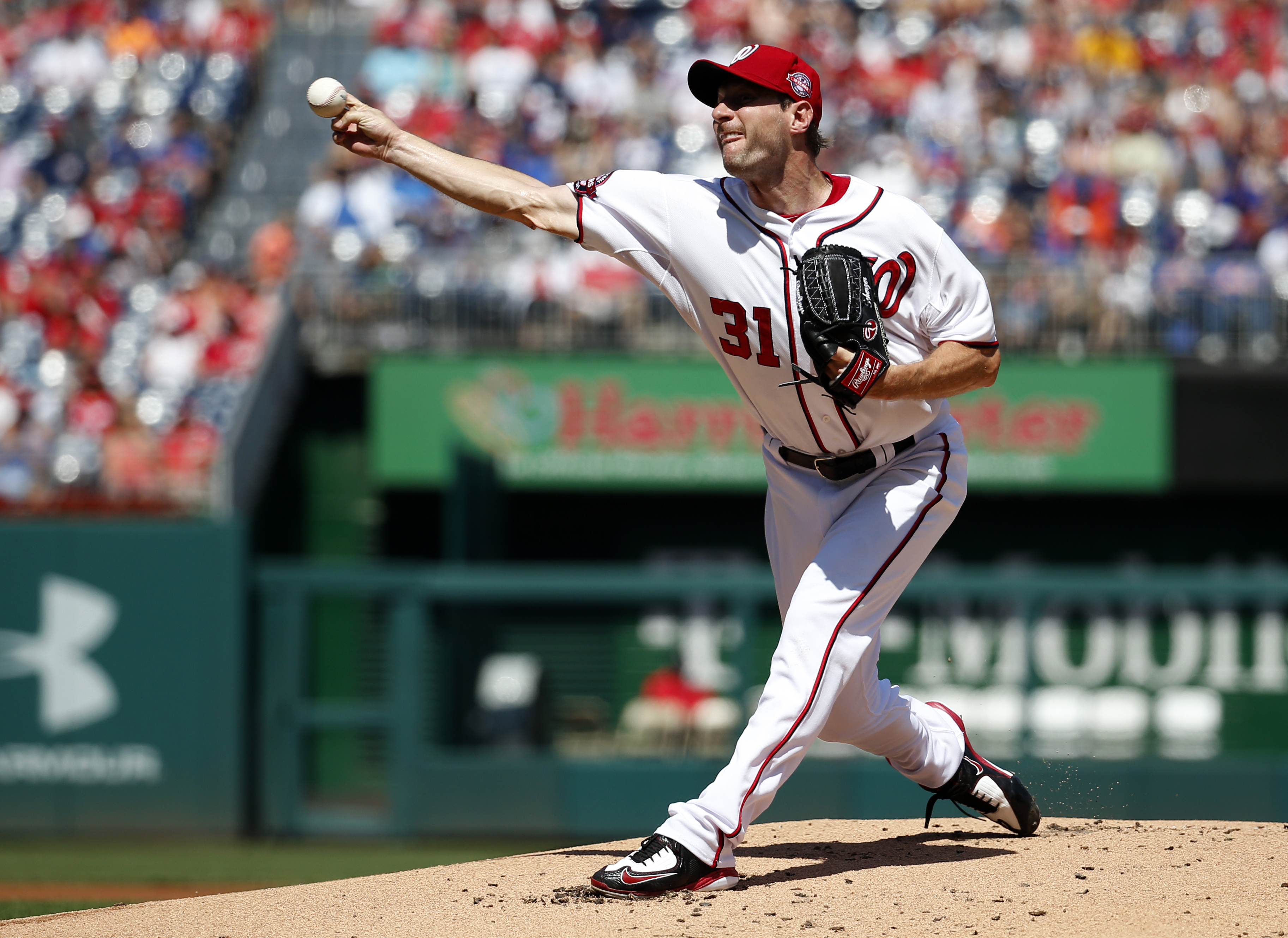 Cespedes powers Mets past Nationals to open key NL East set