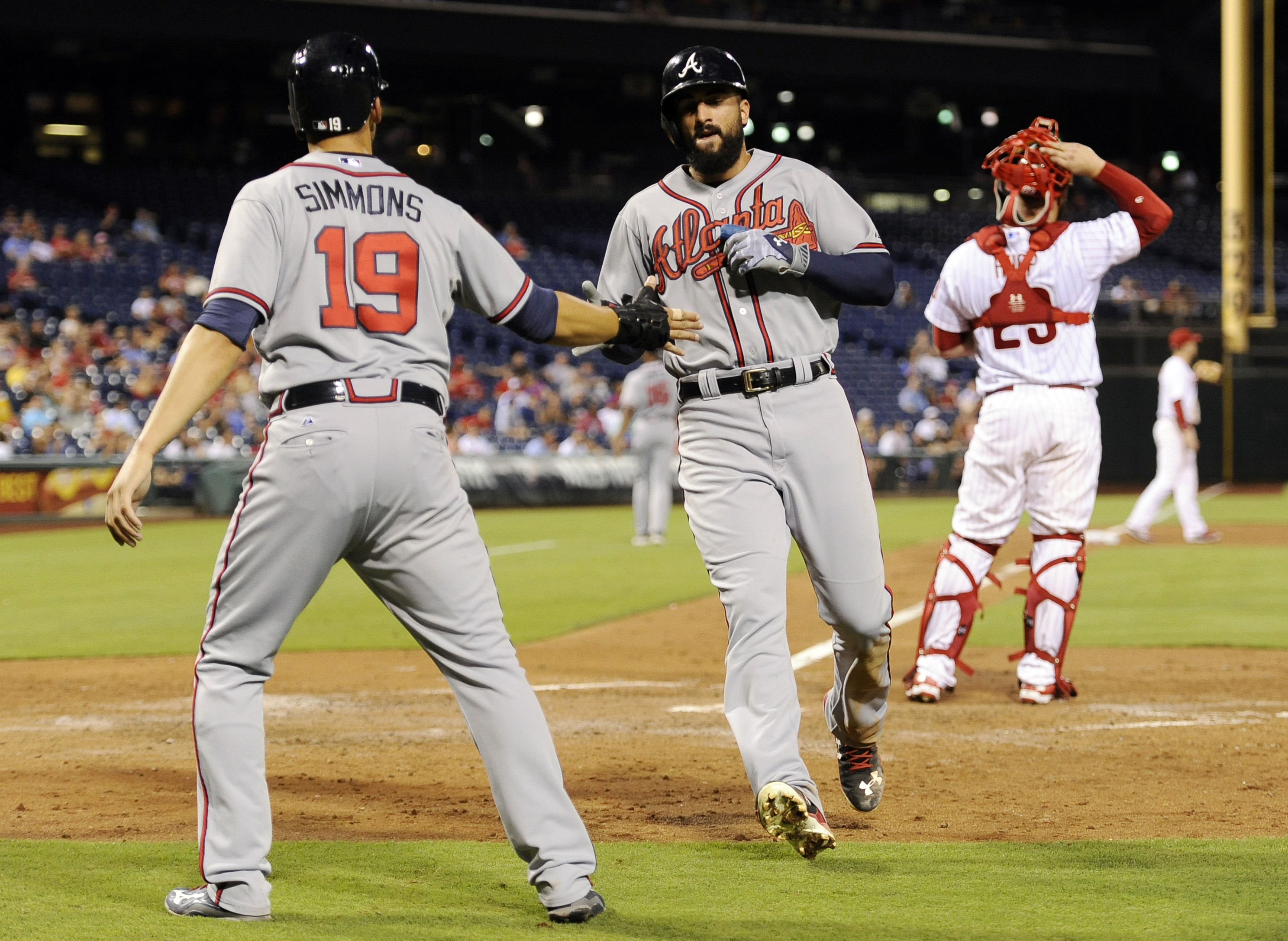 Braves end 12-game losing streak, beat Phillies 7-2
