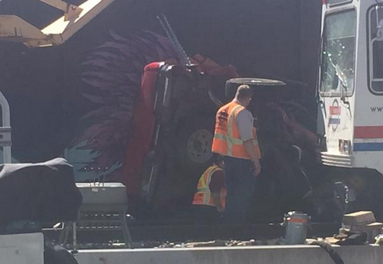 Anciano muere luego de que su camioneta fue chocada por un TRAX en Sandy 