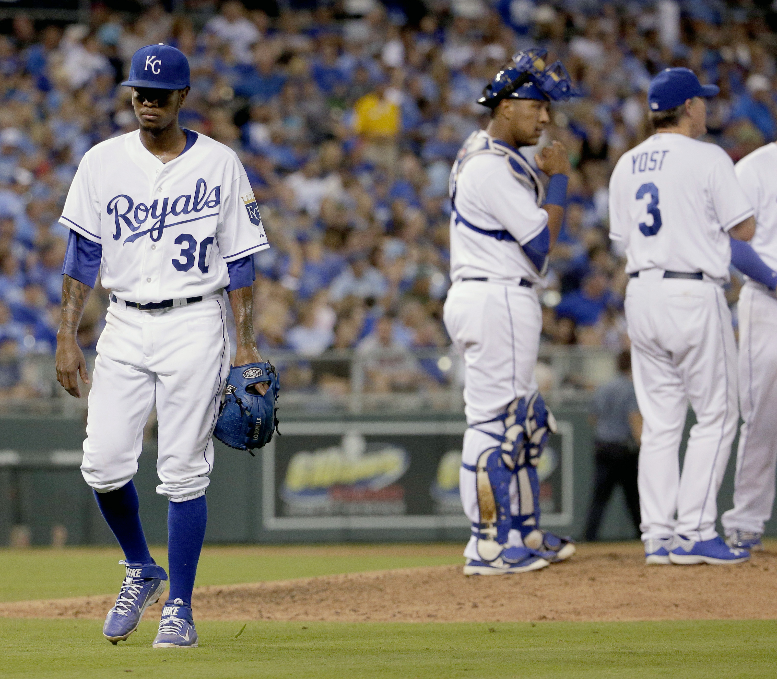 Milone goes 7 innings, picks up 6-2 victory over Royals