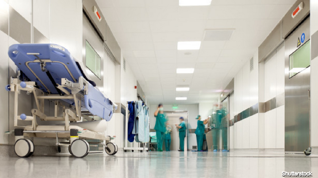 Entregan a padres bebés cambiados en hospital; los padre de uno de ellos residen en EE.UU.