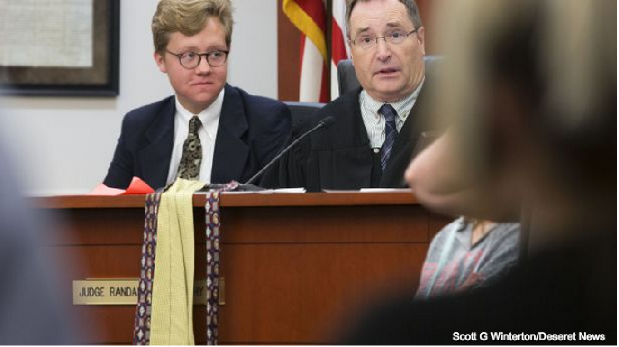 EEUU: Juzgan a cura que buscó sexo con menores en Honduras