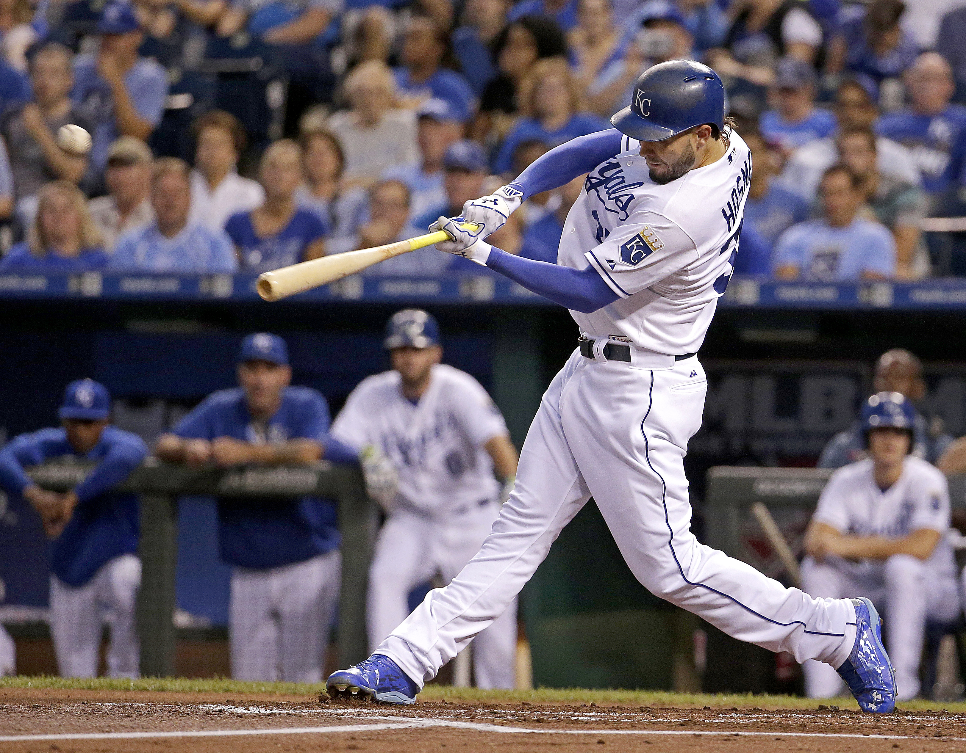 Hosmer drives in 3, Volquez tough as Royals beat Twins 4-2