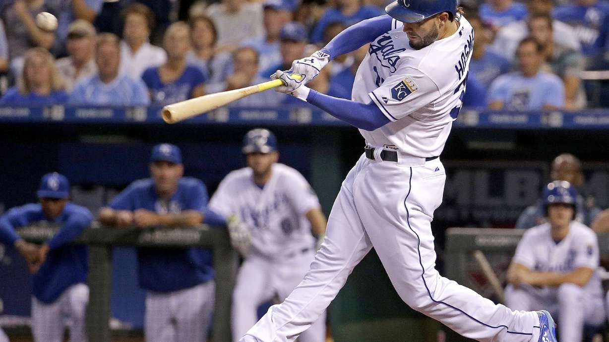 Hosmer drives in 3, Volquez tough as Royals beat Twins 4-2