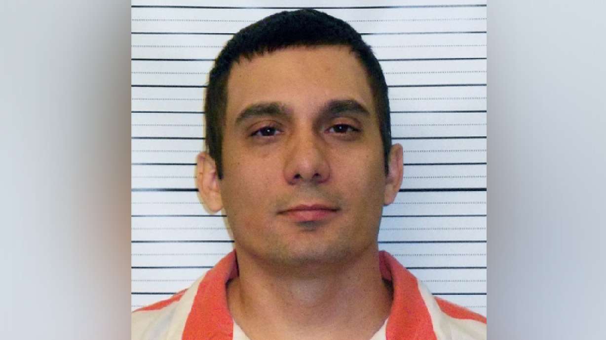 Parole agent accused of having sexual contact with probationer