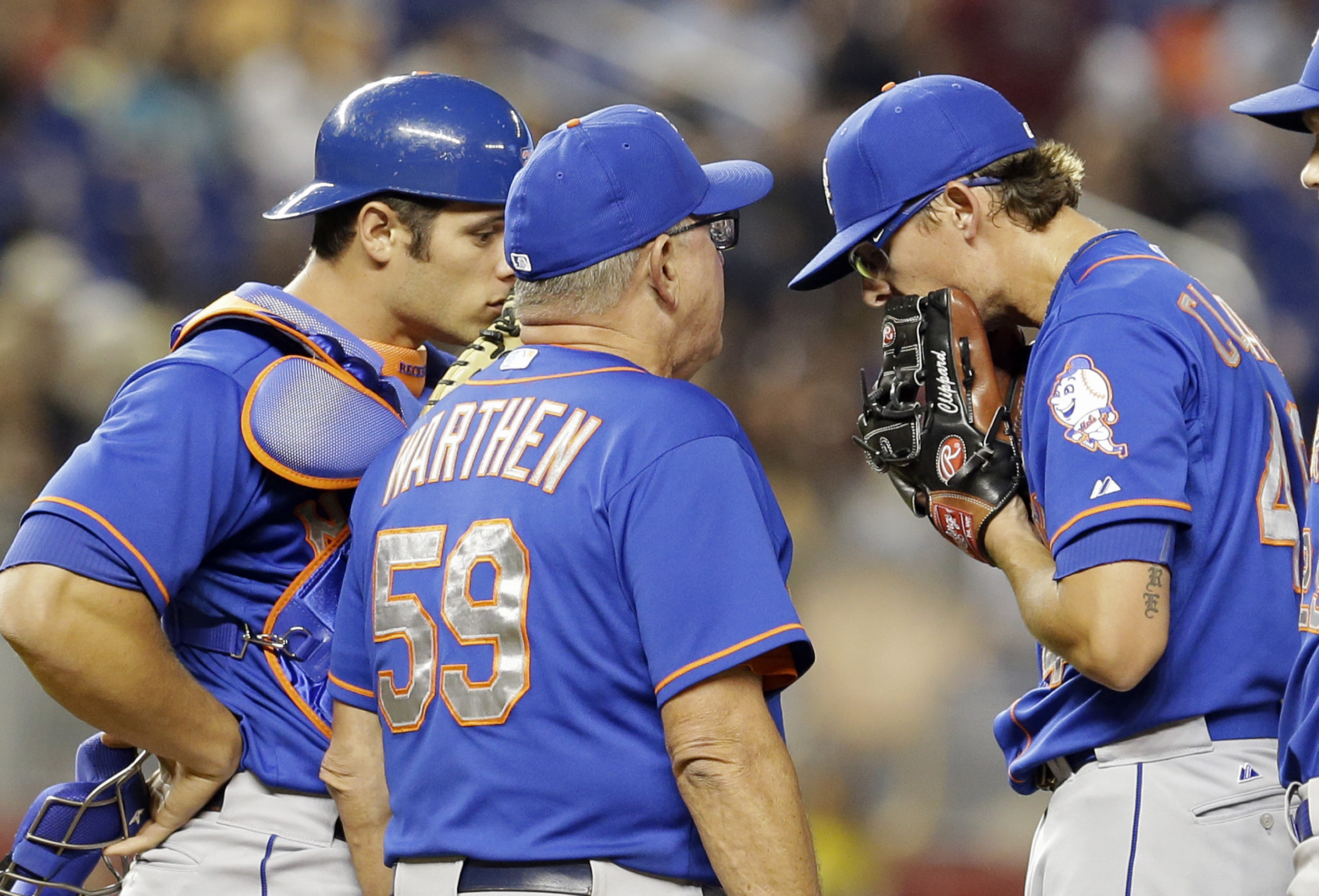 Mets coach Warthen goes to hospital with irregular heartbeat